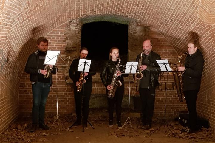 saxofoonkwartet van de muziekacademie van Mortsel, o.l.v. Walter Baeken